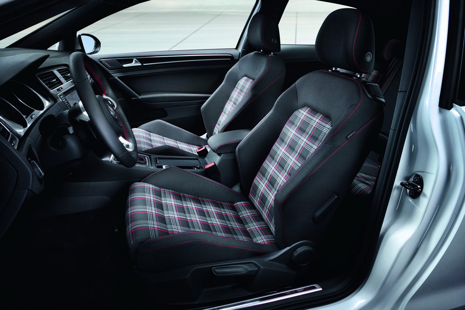 VW-Golf-GTI-MK7-14%255B2%255D.jpg