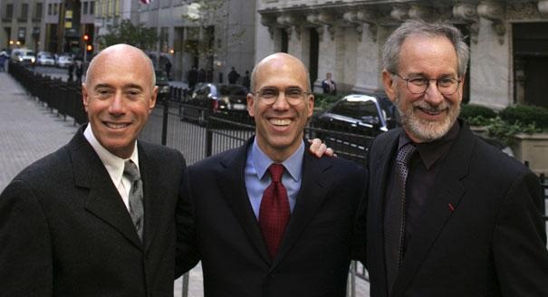 [David%2520Geffen%252C%2520Jeffrey%2520Katzenberg%2520and%2520Steven%2520Spielberg%2520co-hosted%2520a%2520gala%2520fundraiser%2520for%2520Obama%255B3%255D.jpg]