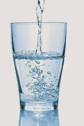 [water-glass%255B4%255D.jpg]