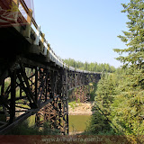 Ponte curva Kiskatinaw, construída em 1942, na Alaska HWY, para Fort Nelson, British Columbia, Canadá