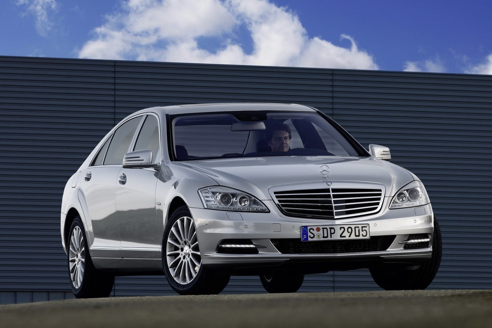 [Mercedes-S-Class-2011-1%255B3%255D.jpg]