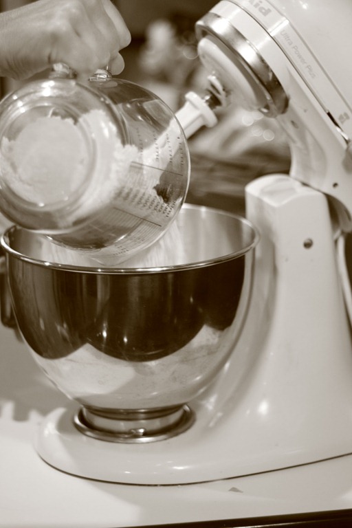 [baking%2520day%2520june%25202012%25200870087%255B9%255D.jpg]