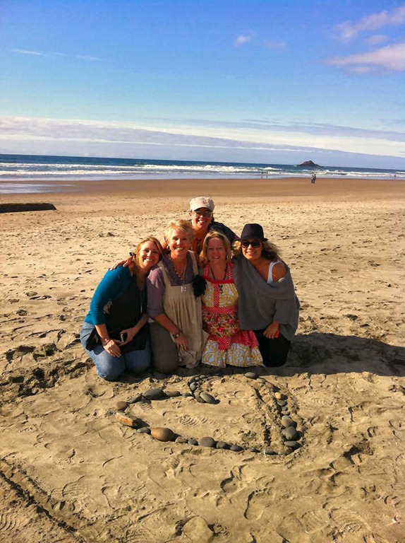 [girlsatcamp%255B3%255D.jpg]