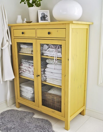 [yellow 2[2].jpg]
