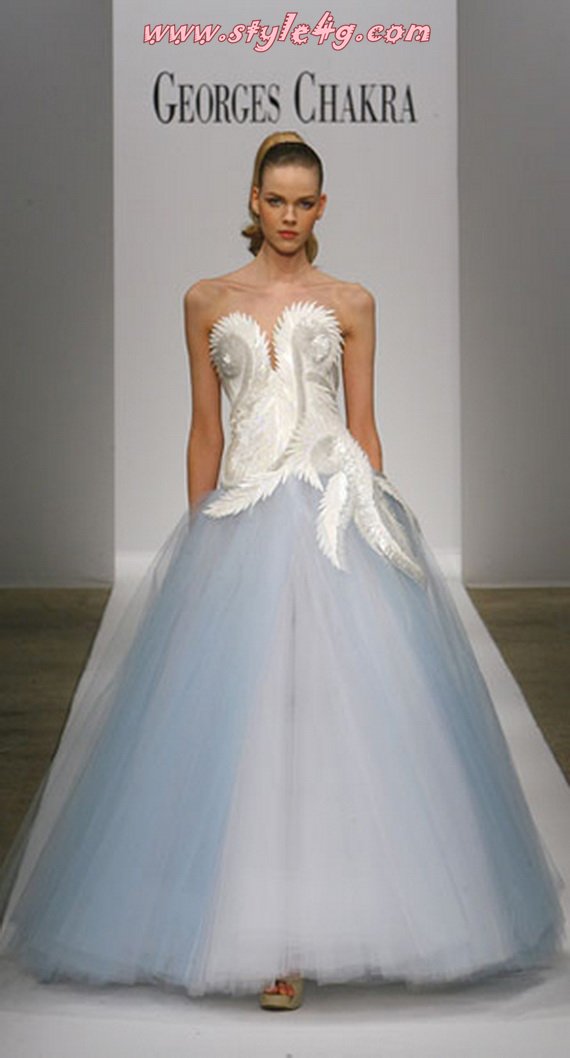 Giorgio Armani Wedding Dresses-new styles-2013 img94e47fc72346bce4cabe616a0e1553f7.jpg