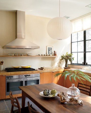 Architect Cary Tamarkin created a very serene kitchen.  (Annie Schlecter/Marthastewart.com)