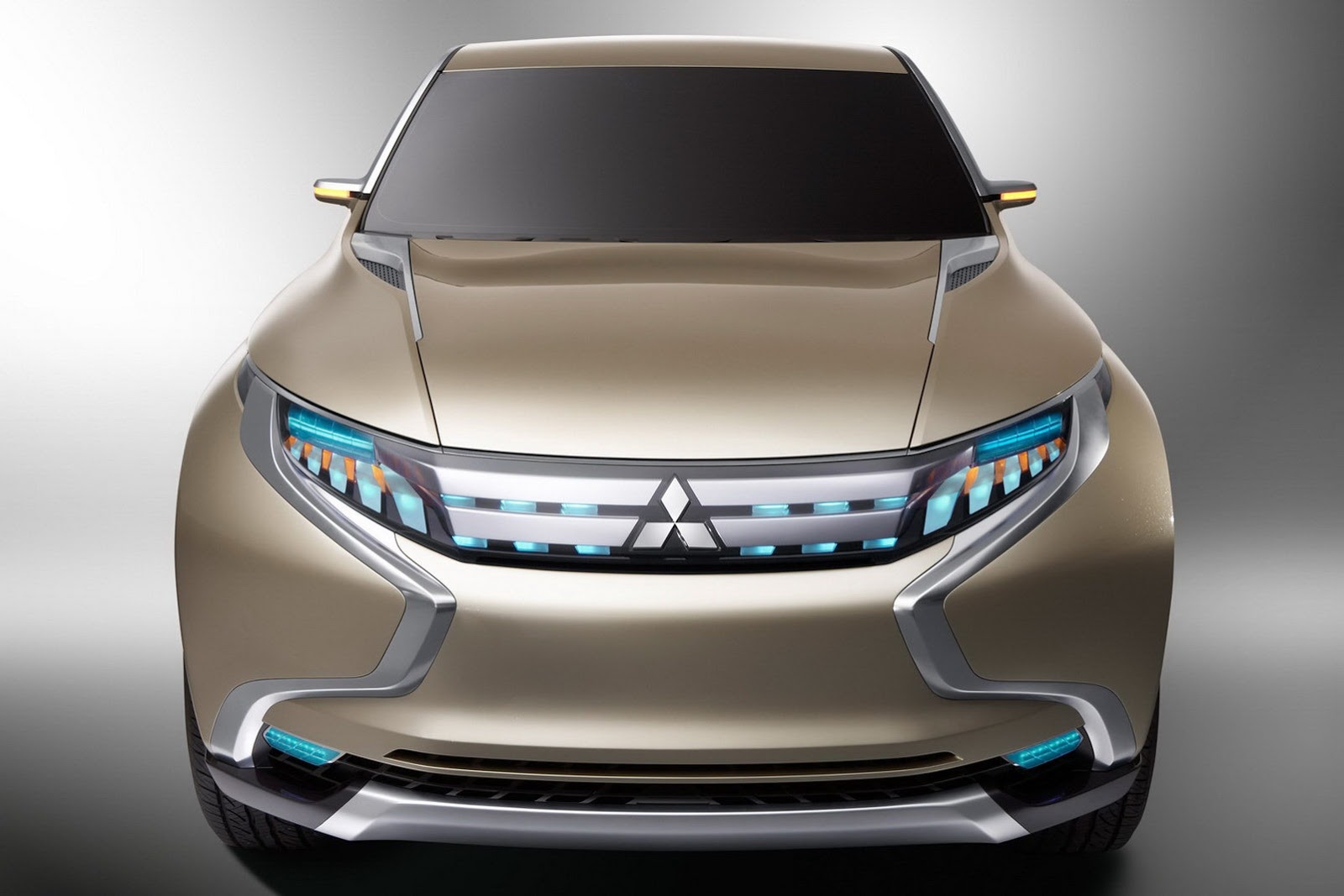 [Mitsubishi-Hybrid-Pickup-2%255B2%255D.jpg]