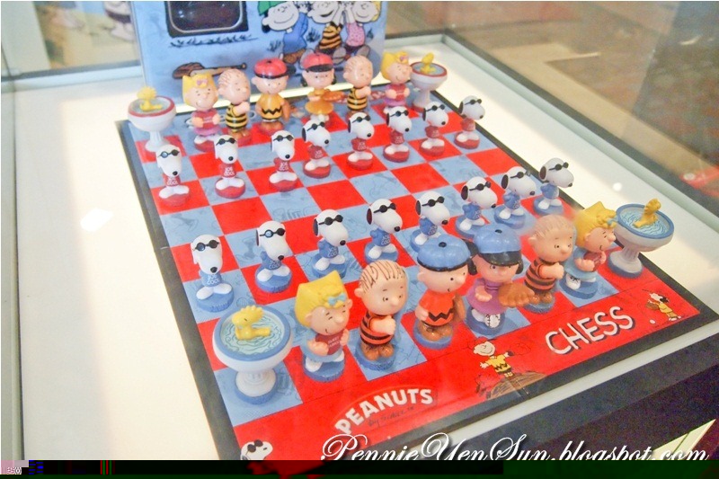 [CharlieBrownCafe422.jpg]