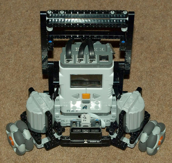 LEGO Mindstorms NXT Holonomic Platform