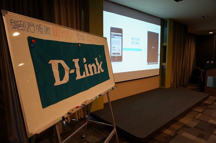 D-Link 11 AC 我要成為雲路由之王 !! 全球最快雲路由 !!