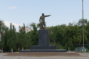 Бронзовый Феликс