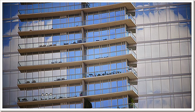 building-windows-public-domain-pictures-1 (343)