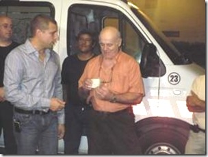 Juan Pablo de Jesús en entrega de subsidio a Bomberos Voluntarios