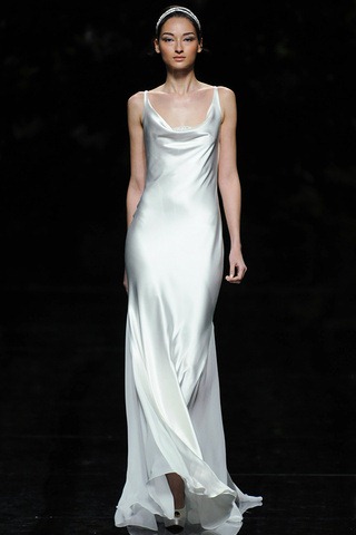 [Pronovias%252010%255B3%255D.jpg]