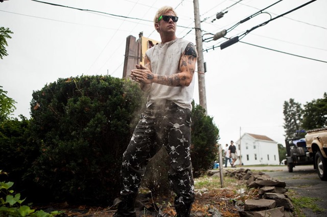 New The Place Beyond the Pines Poster and Photos 00