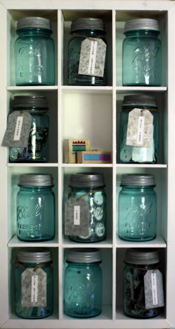 [bluejarsandzinclabelsthisblessednest%255B5%255D.jpg]