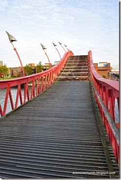 Amsterdam. Puente Pythonbrug (Puente pitón) - DSC_0205
