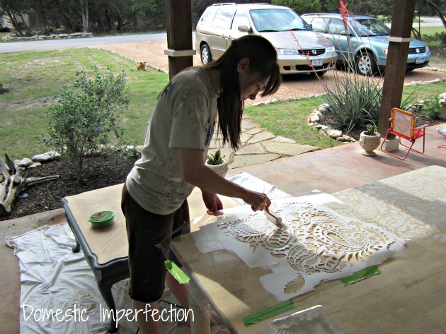 [before%2520stenciled%2520table%2520makeover%255B11%255D.jpg]