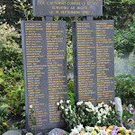 2009 09 19 Monument au Père-Lachaise (1).JPG