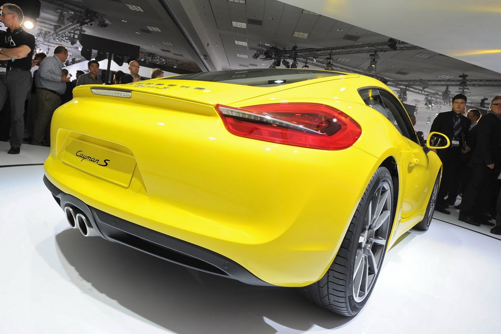 [2013-Porsche-Cayman-37%255B2%255D.jpg]