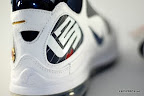 nike air max lebron 7 gr white navy 10 08 Nike Air Max LeBron VII (7)   White/Navy/Gold Sample Actual Photos