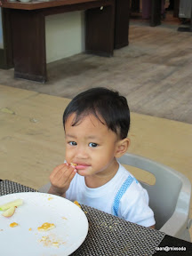 พู่กันฉลองวันเกิดยาย ตา