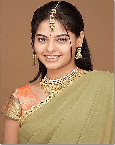 bindu-madhavi-latest still bindu-madhavi-latest still