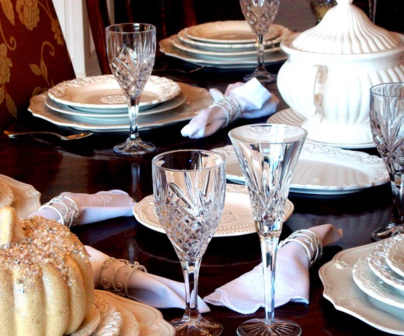 [Alex%2520photos%2520%2526%2520Bling%2520White%2520Pumpkin%2520Tablescape%25201604%255B3%255D.jpg]