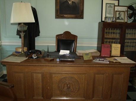 [_C0800643.jpg]