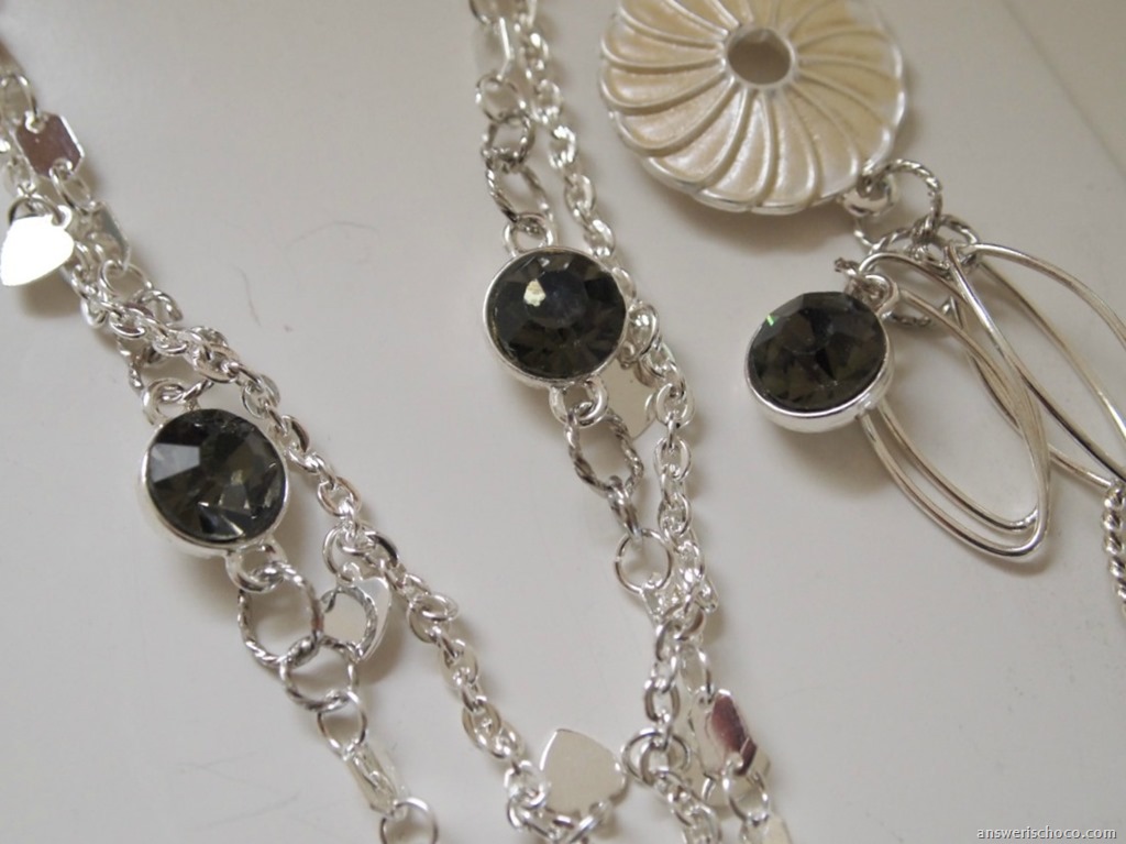 [Martha%2520Stewart%2520Rhinestone%2520%2520Necklace%255B9%255D.jpg]