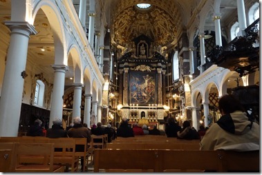 聖カロルス・ボロメウス教会～ミサ　St. Carolus Borromeuskerk
