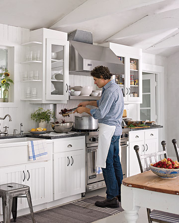 The Swedish vibe of this white kitchen is so inviting.