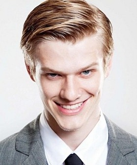 Lucas Till Plazmából vérfarkas