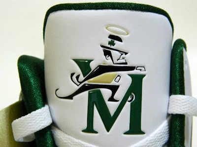 Detailed Look at Nike Zoom Soldier VI SVSM Fighting Irish PEs nike zoom soldier 6 pe svsm home 4 09 Detailed Look at Nike Zoom Soldier VI SVSM Fighting Irish PEs
