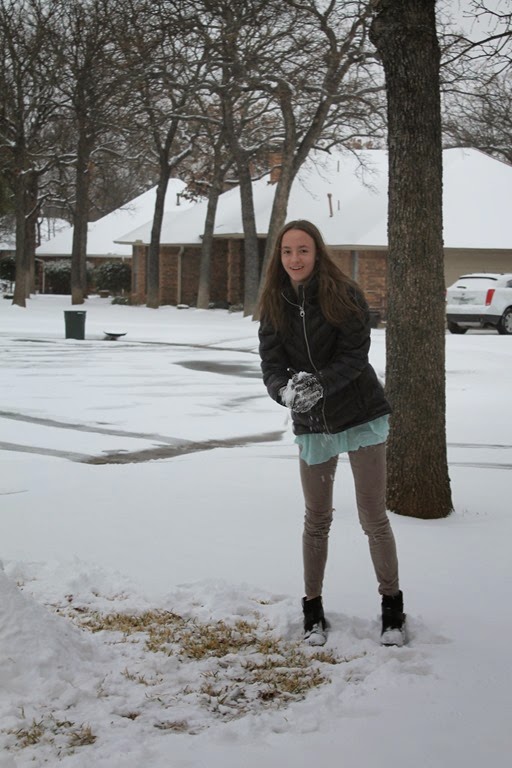 [Snow%2520at%2520Sotrybook%2520Cottage%2520032%255B3%255D.jpg]