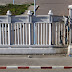 Mauerkletterer in Hafen in Safi