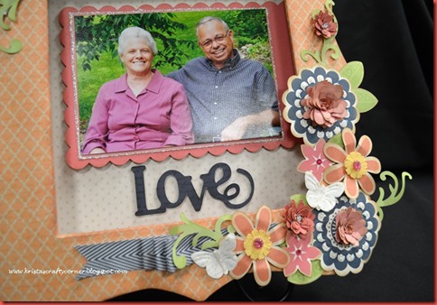 Bracket Frame_Claire_mom dad_love cluster of flowers