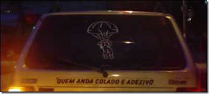 carro_colado