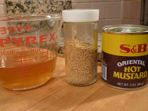 Cider vinegar, yellow mustard seeds, and mustard powder-ready to join forces!