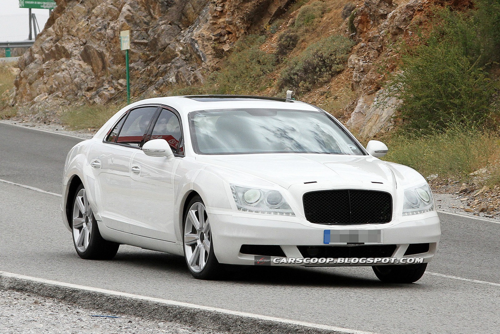 2014-Bentley-Continental-Flying-Spur-2%5B3%5D.jpg