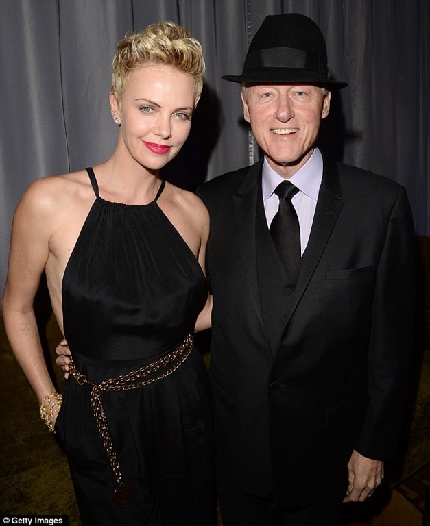 [charlize%2520and%2520creepy%2520bill2%255B12%255D.jpg]