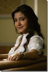 anushka-sharma_side view