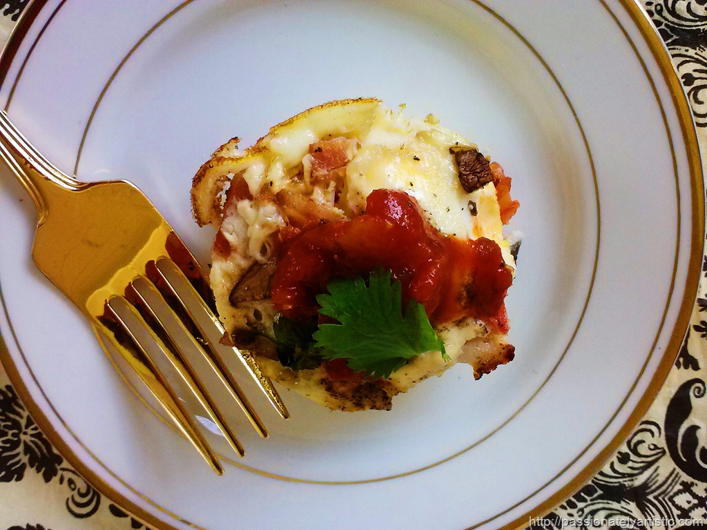 [MaggieLamarre-Eggsmuffin%255B14%255D.jpg]