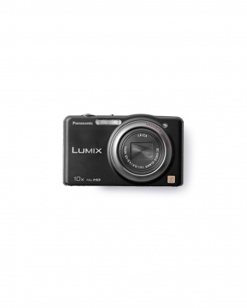 Panasonic's Lumix SX7 boasts a focus time of less than one second, so you can capture even the fleeting moments.