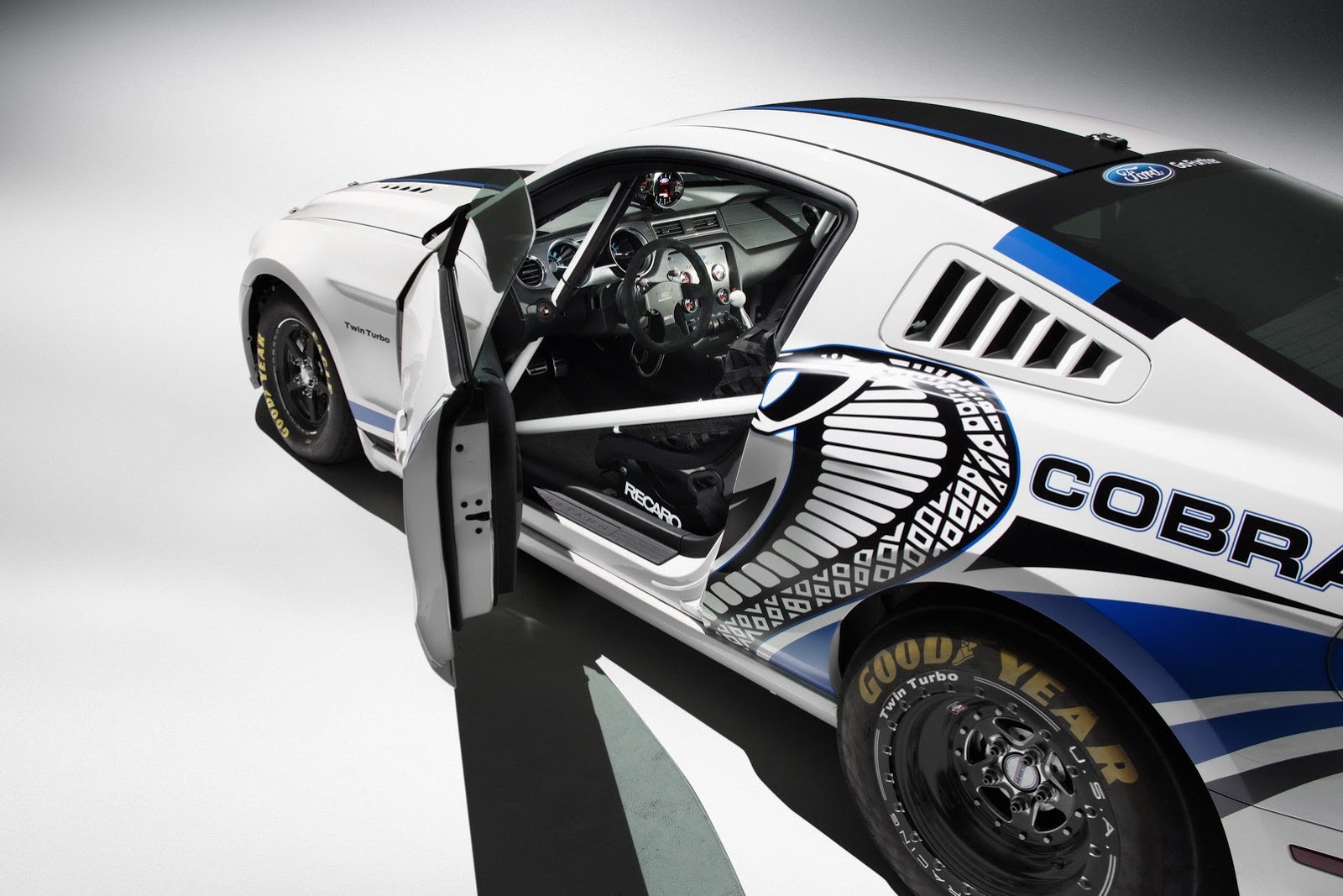 [Ford-Mustang-Twin-Jet-Cobra-7%255B2%255D.jpg]