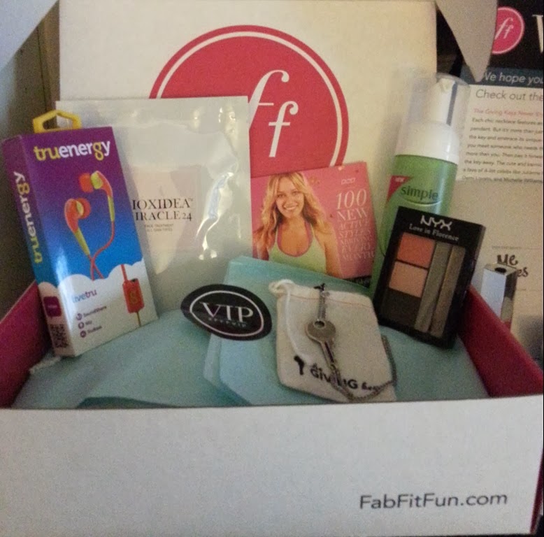 [FFF%2520Winter%2520box%255B10%255D.jpg]