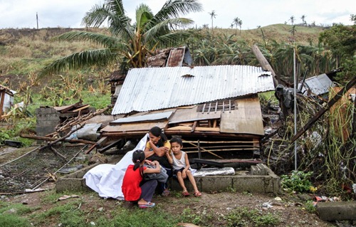 Typhoon-Haiyan-Victims-1024x654