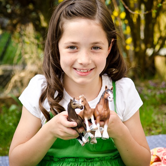 [Opening%2520Presents-9%255B6%255D.jpg]