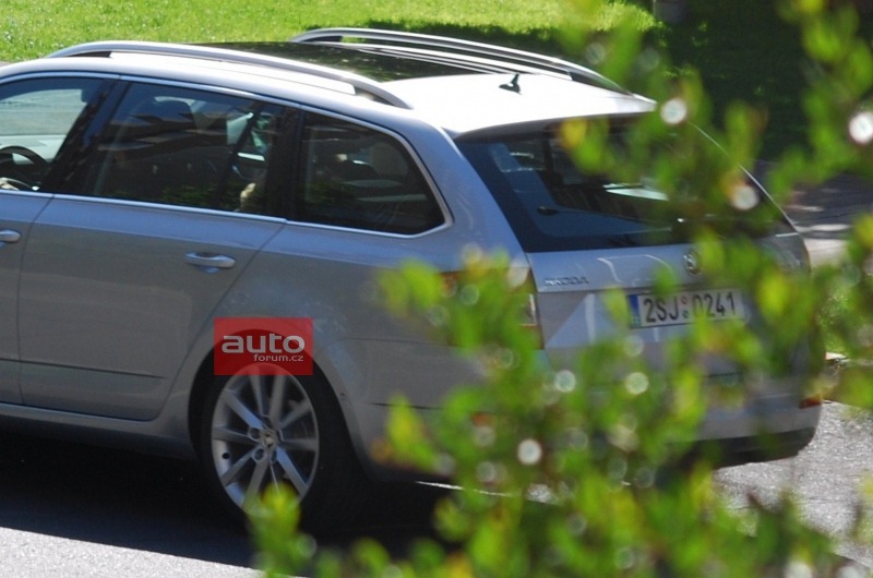 [2013-Skoda-Octavia-7%255B2%255D.jpg]