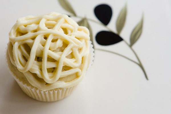 Olive Oil Cupcakes 04 Olive Oil Cupcakes 04